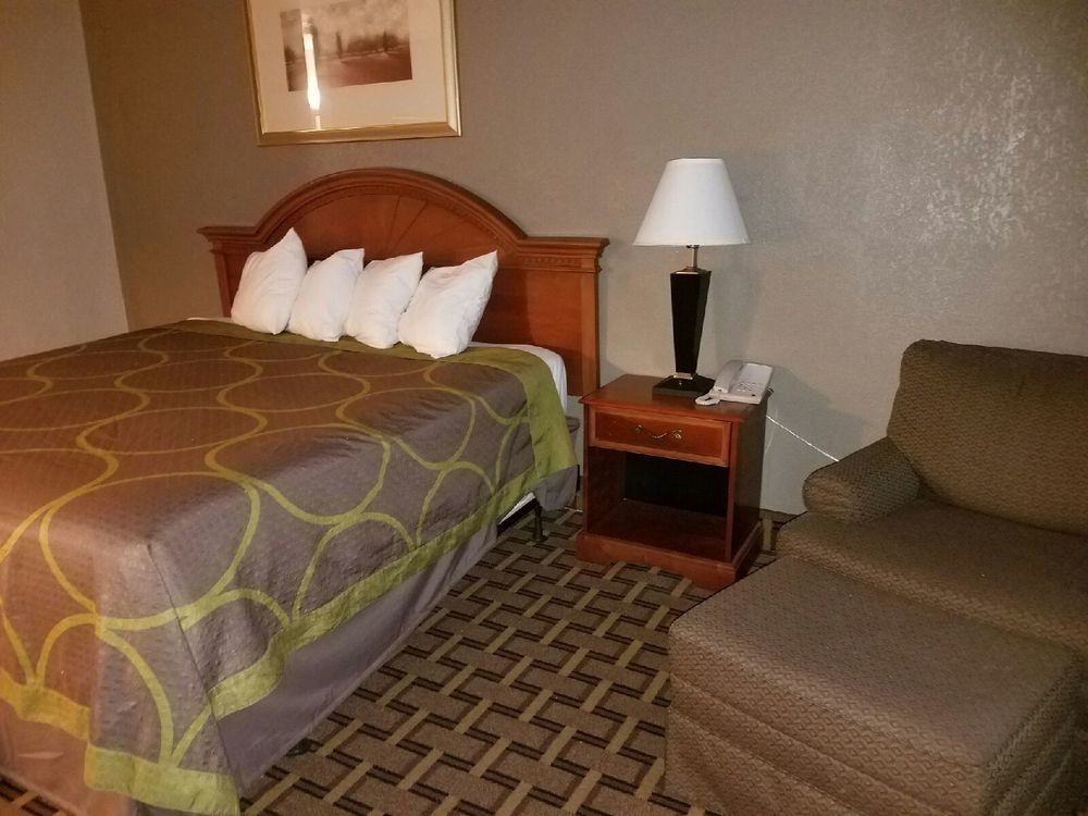 Super 8 By Wyndham Fort Madison Luaran gambar